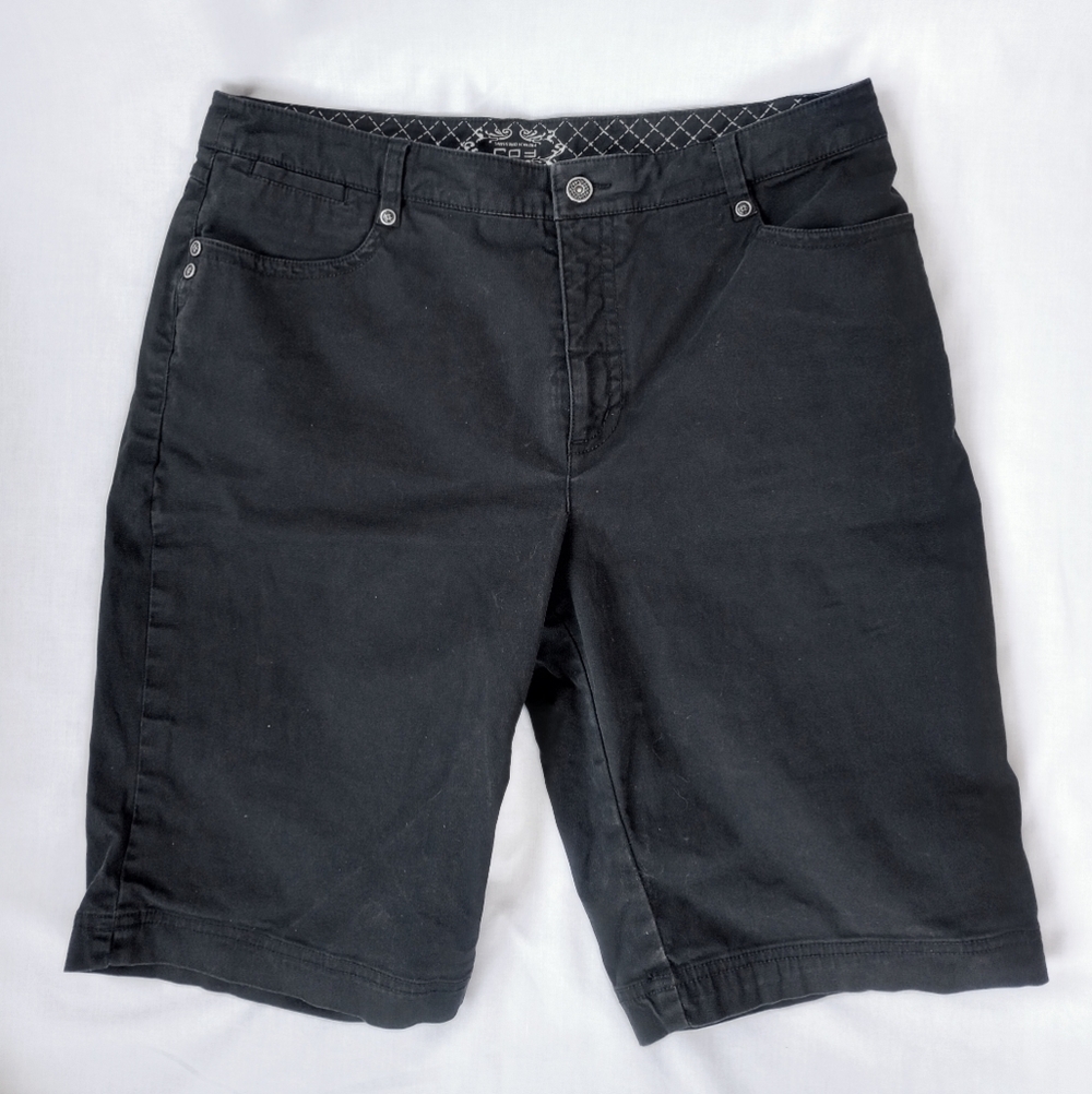 FDJ▪️Olivia Black Bermuda Shorts